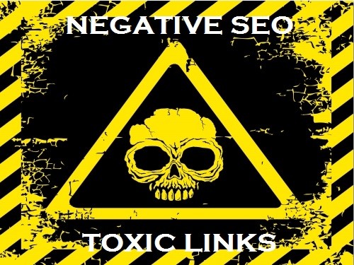 toxic backlinks icon with skull in triangle